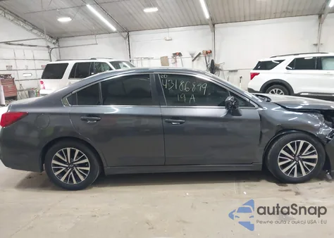 2019 Subaru Legacy 2.5I из США, поврежденный, VIN 4S3BNAB63K3012890